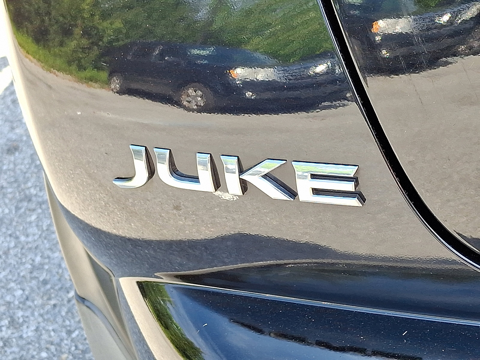 Used 2012 Nissan Juke S image 29