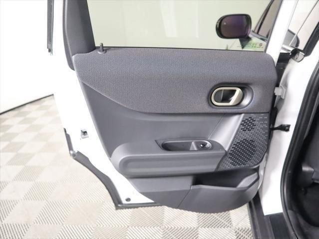 New 2026 MINI Cooper 4-Door Hardtop image 23