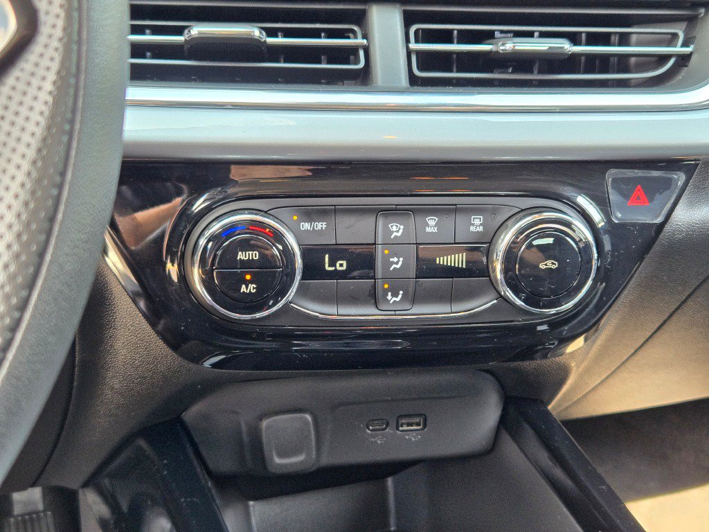 Certified 2026 Chevrolet Trax LT FWD image 26