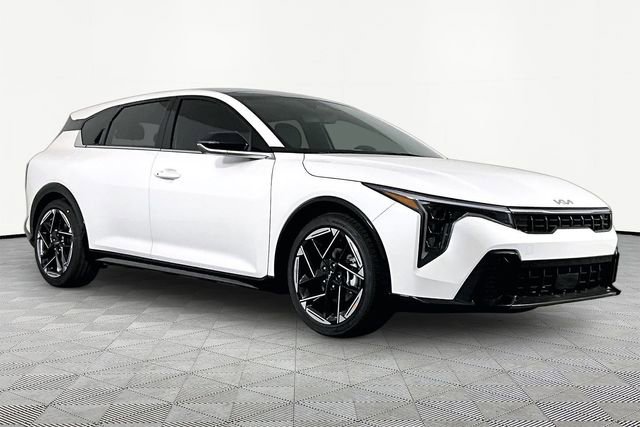New 2026 Kia K4 GT-Line FWD image 3