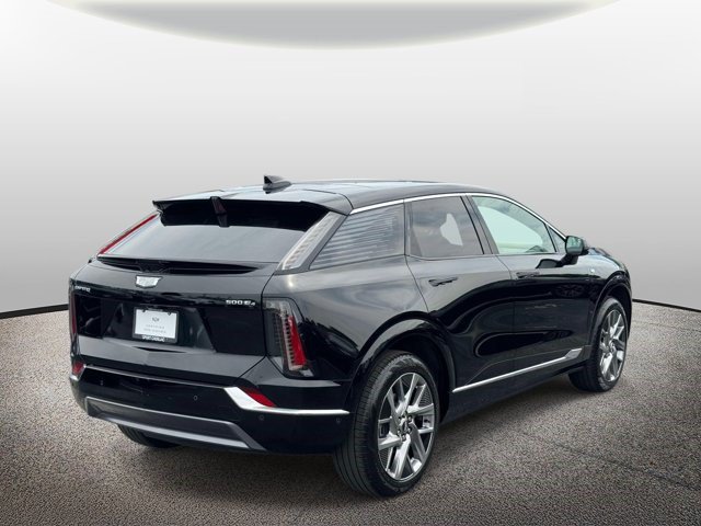Certified 2025 Cadillac Optiq Luxury 1 AWD/4WD image 24