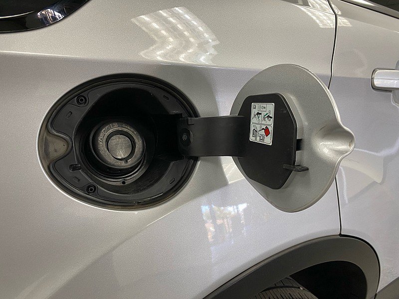 Used 2018 Ford Escape SE w/ Ford Safe & Smart Package image 28