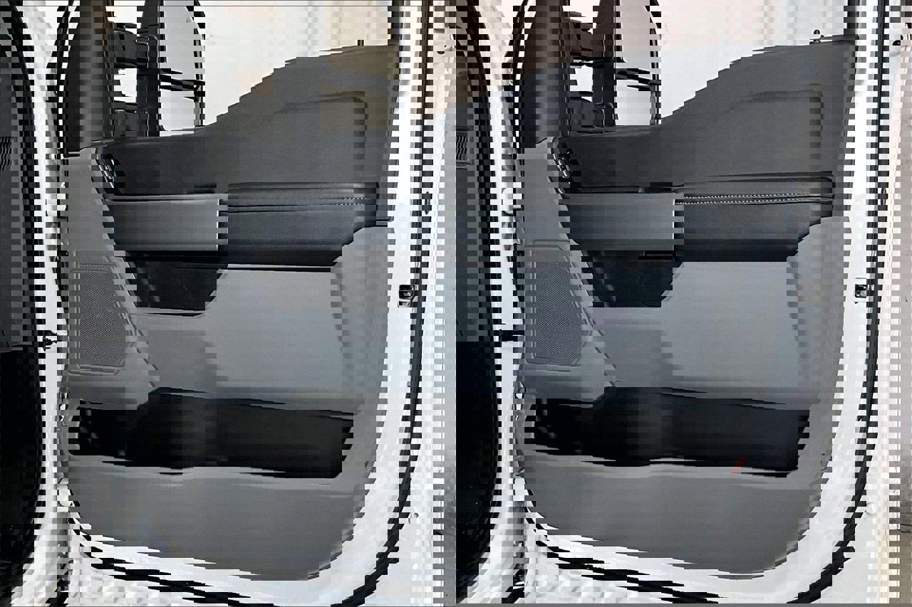 Used 2023 Ford F250 XLT w/ FX4 Off-Road Package image 26