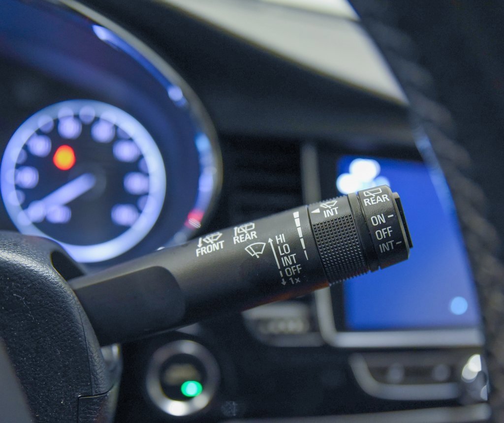 Used 2021 Buick Encore Preferred image 21