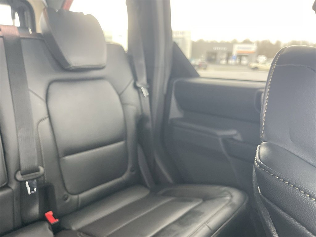 New 2025 Ford Bronco Badlands image 12