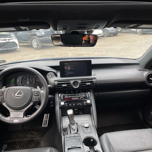 Used 2023 Lexus IS 350 F Sport w/ Memory Package image 5