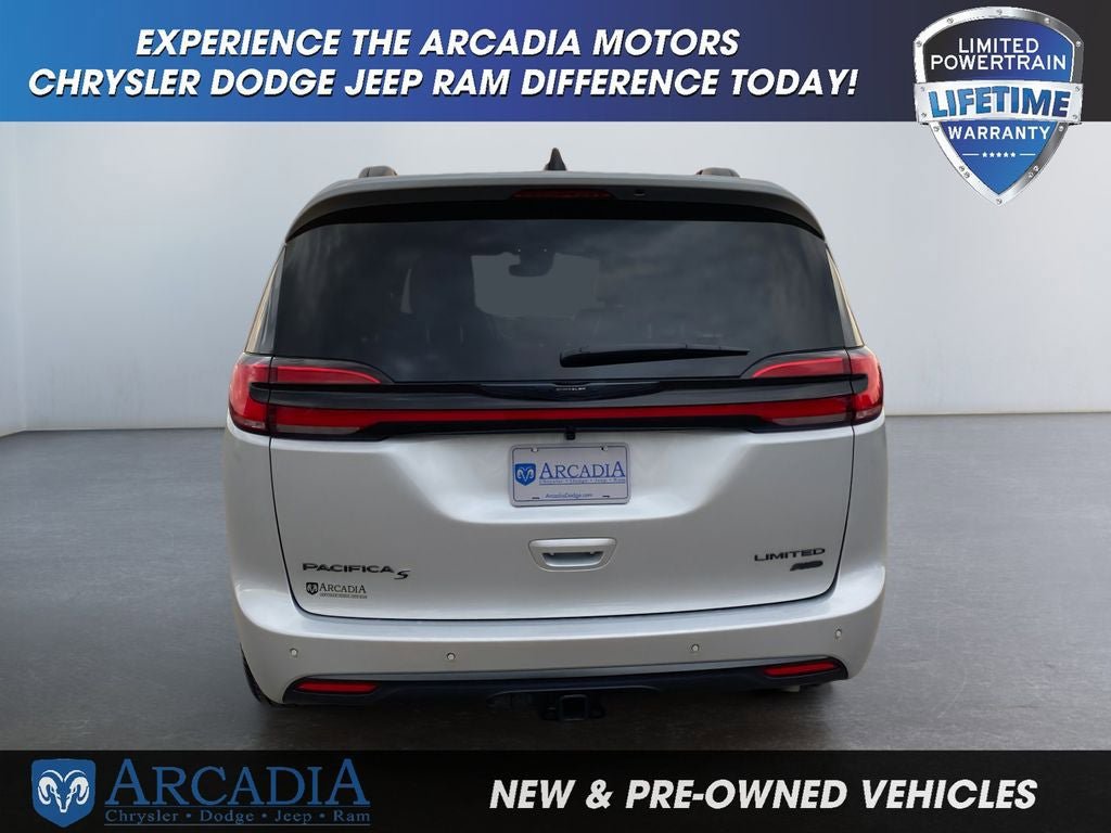 New 2026 Chrysler Pacifica Limited w/ S Appearance Package AWD/4WD image 4