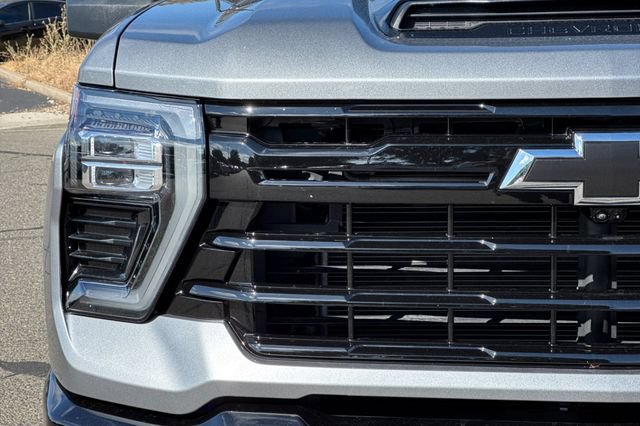 Used 2025 Chevrolet Silverado 2500 LT w/ Trail Boss Package AWD/4WD image 47