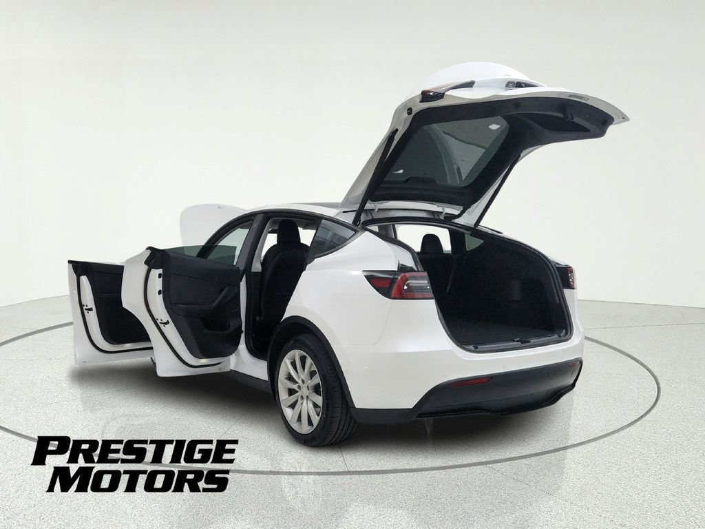 Used 2021 Tesla Model Y Long Range AWD/4WD image 12