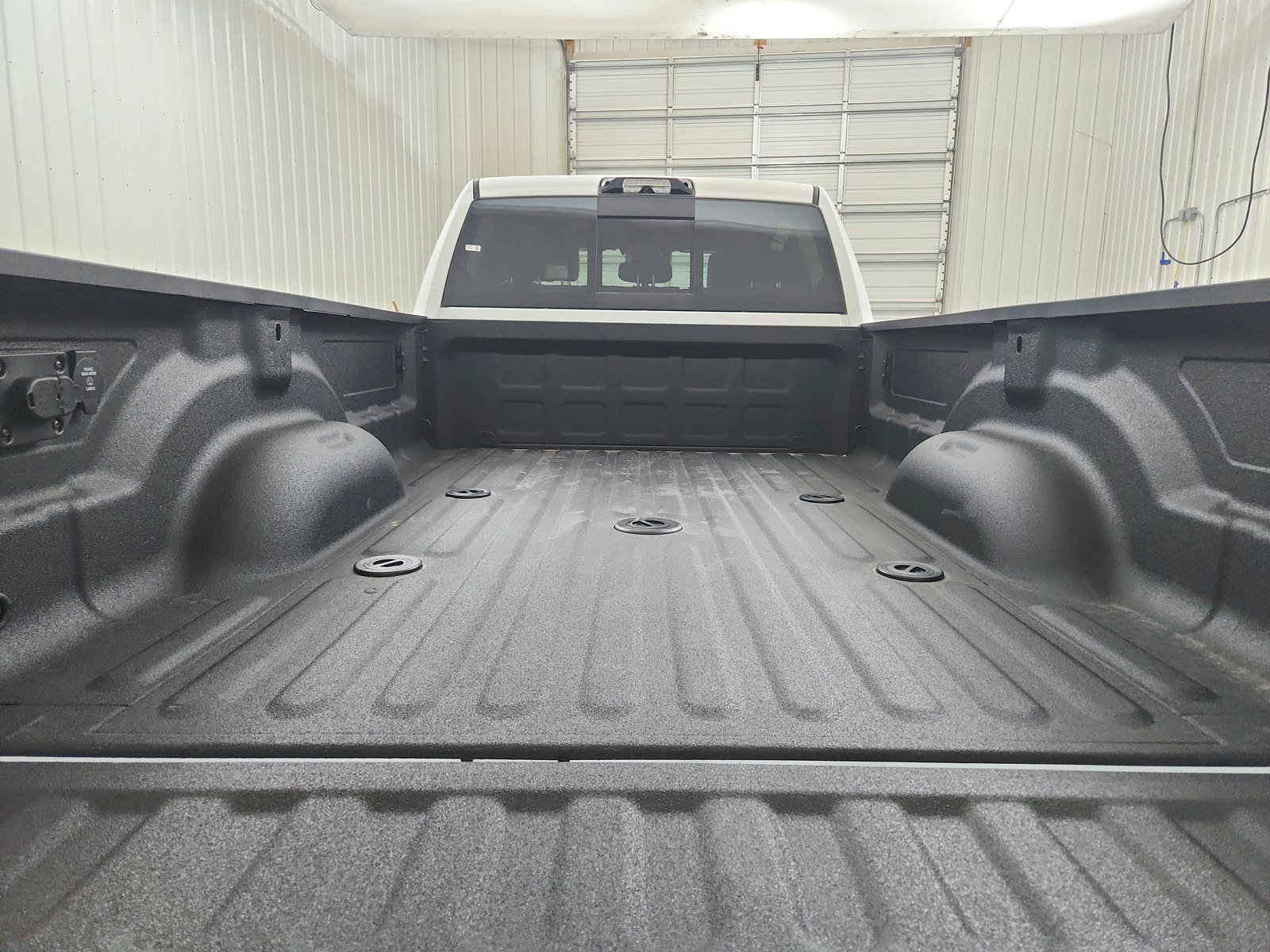 New 2026 RAM 3500 Laramie AWD/4WD image 46