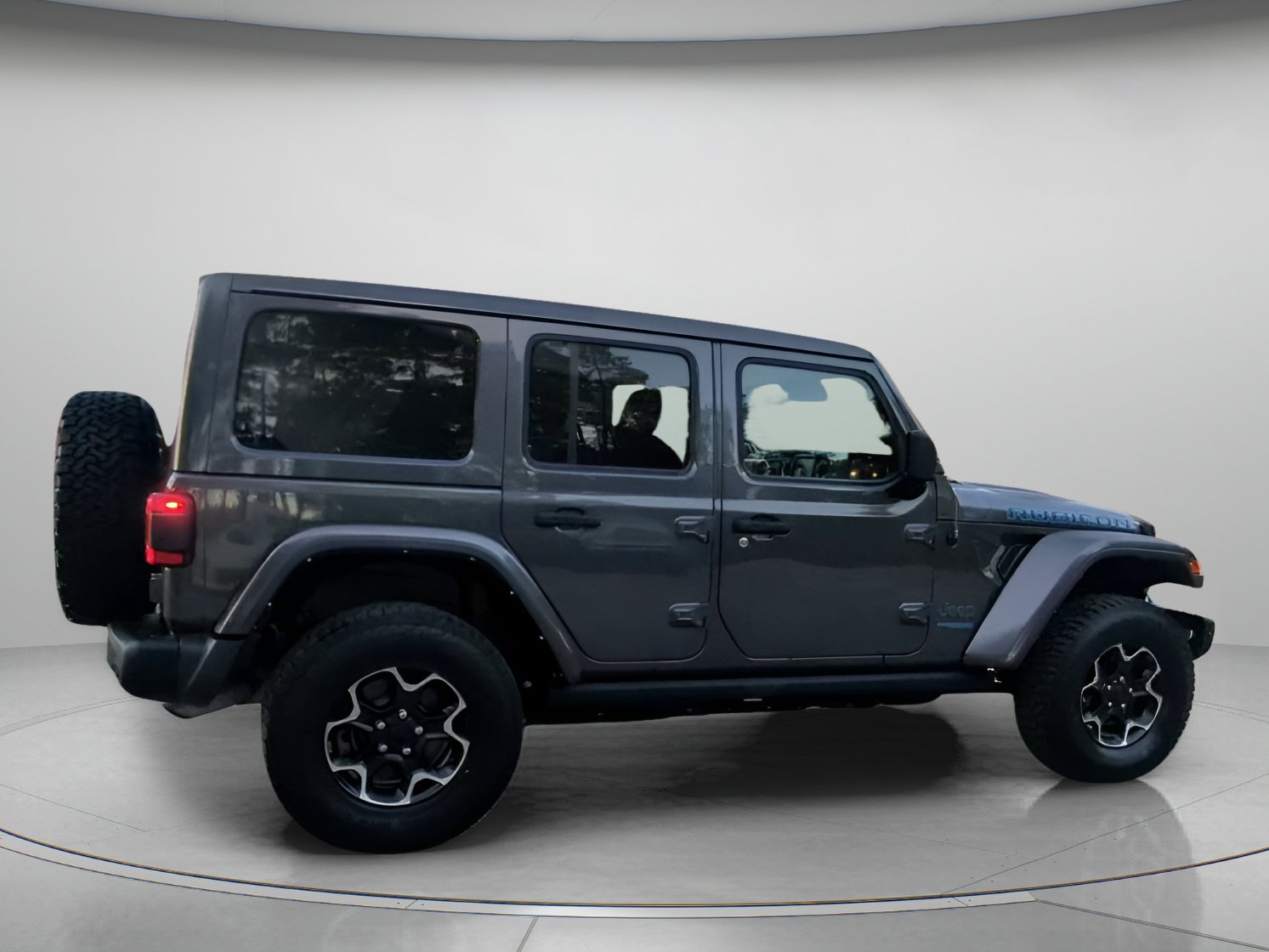 Used 2021 Jeep Wrangler Unlimited Rubicon 4xe w/ Steel Bumper Group AWD/4WD image 30