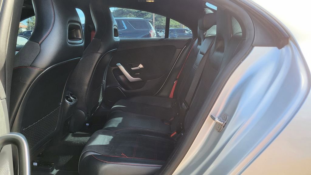 Used 2023 Mercedes-Benz CLA 35 AMG 4MATIC image 22
