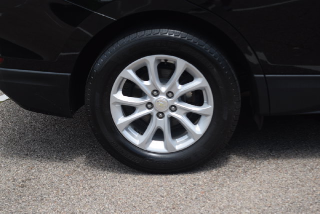 Used 2019 Chevrolet Equinox LT FWD image 28