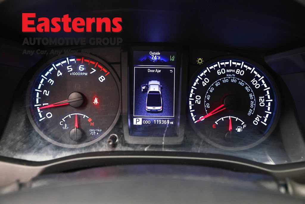 Used 2019 Toyota Tacoma SR RWD image 18