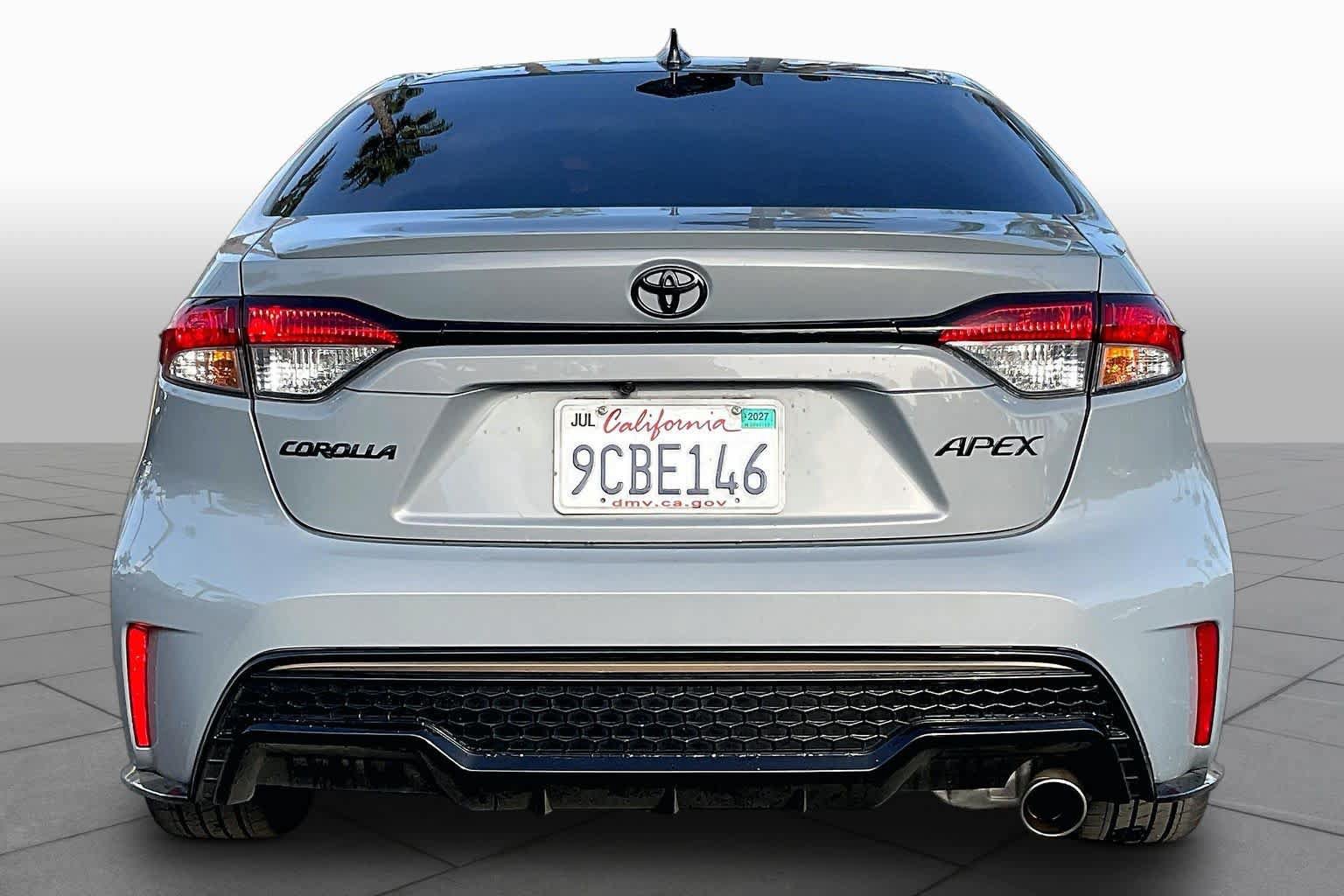 Used 2022 Toyota Corolla SE w/ Carpet Mat Package (TMS) FWD image 4