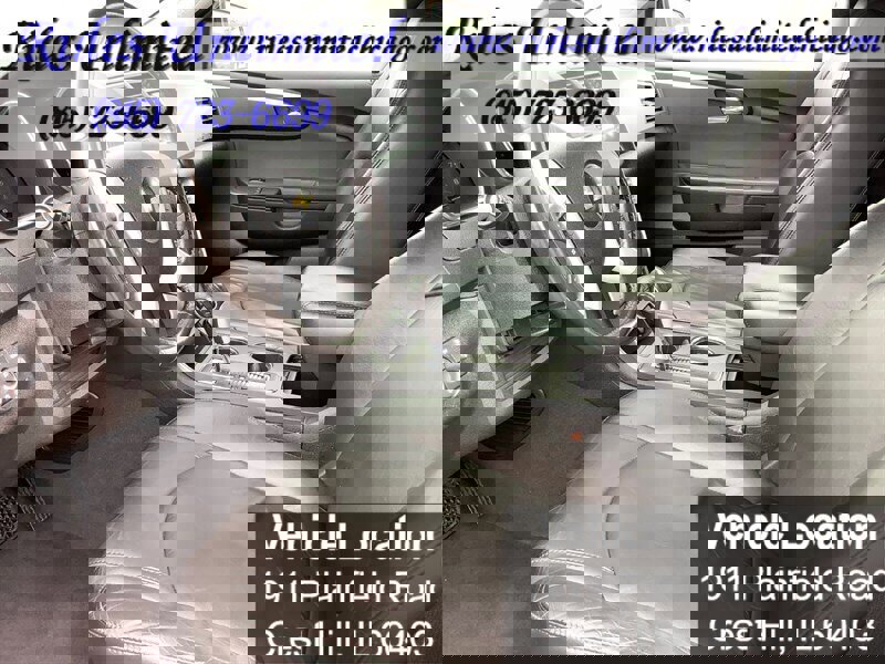 Used 2010 Chevrolet Traverse LT w/ Personal Connectivity Package image 16