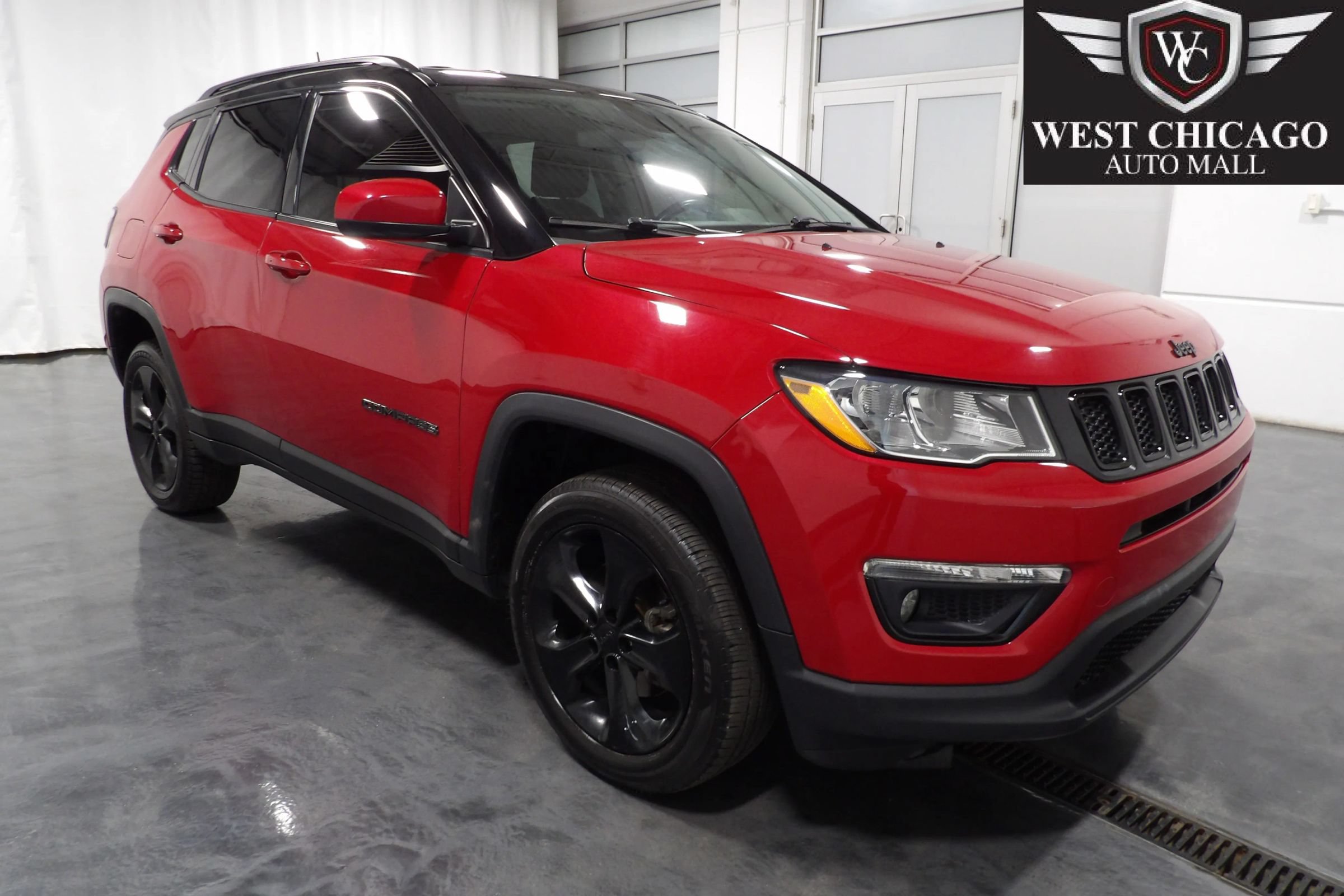 Used 2019 Jeep Compass Latitude AWD/4WD image 1