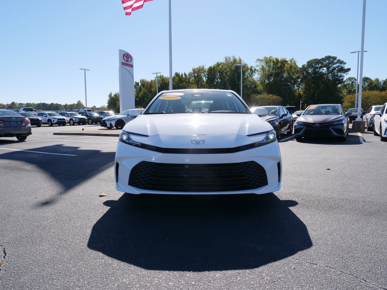 Used 2025 Toyota Camry LE image 8