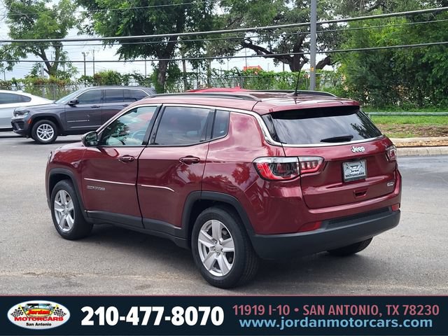 Used 2022 Jeep Compass Latitude FWD image 3