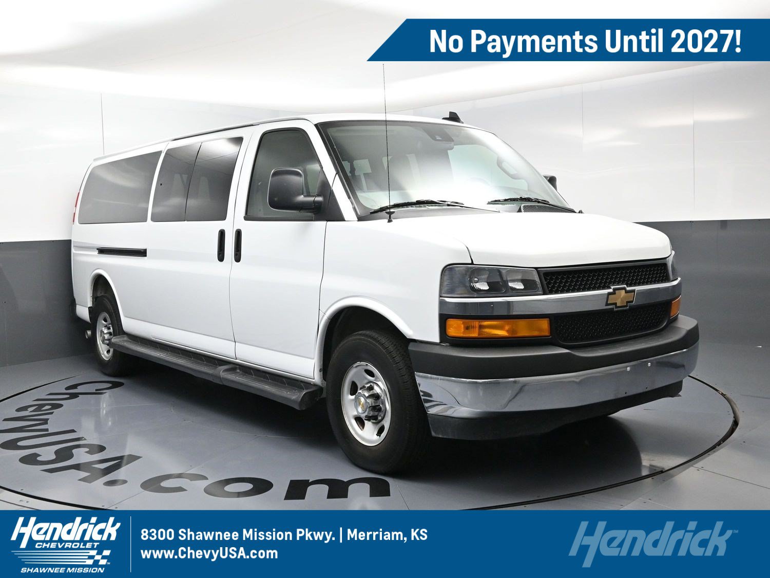 Used 2025 Chevrolet Express 3500 LT w/ LT Preferred Equipment Group RWD image 1