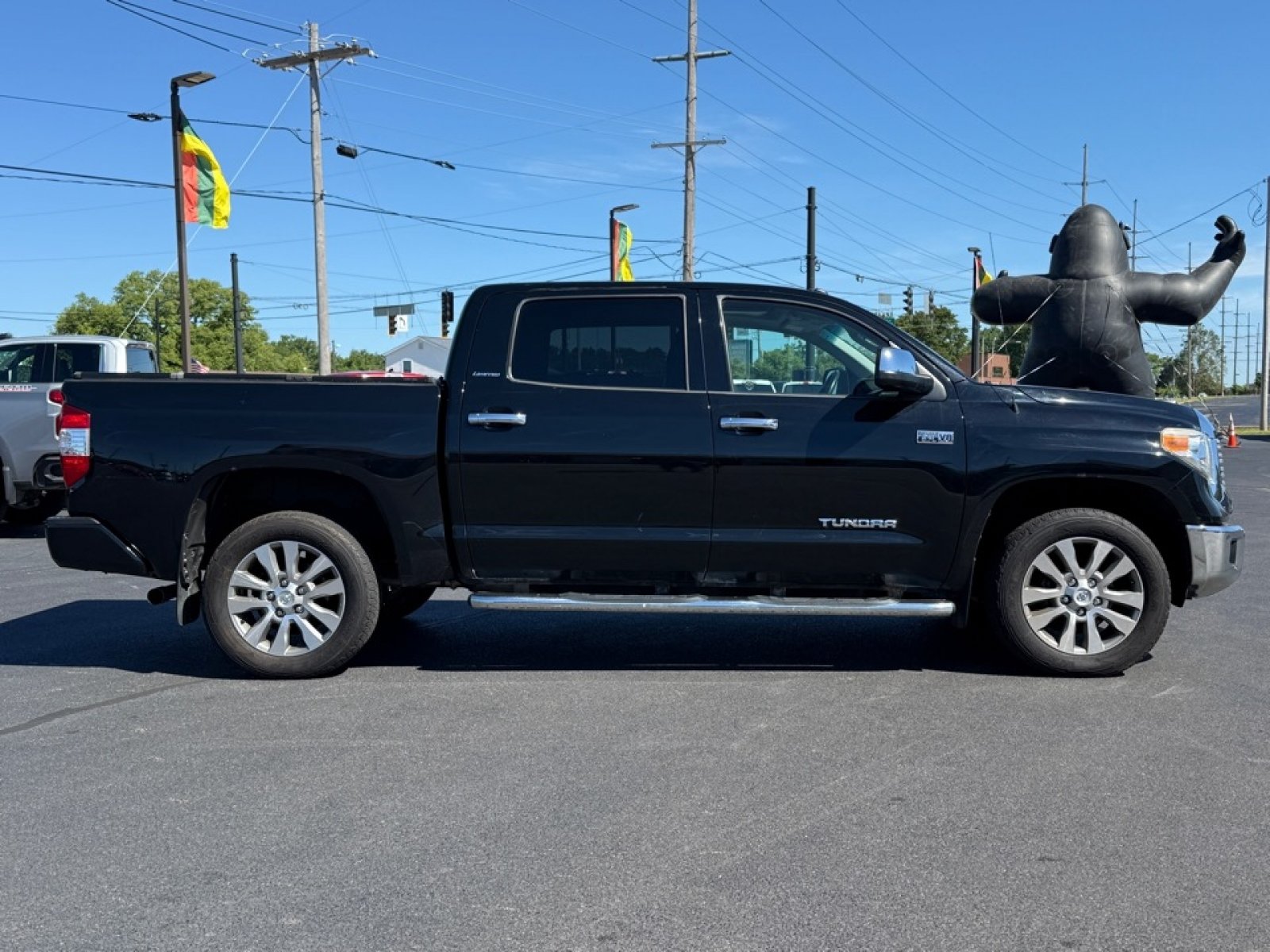 Used 2014 Toyota Tundra Limited AWD/4WD image 9