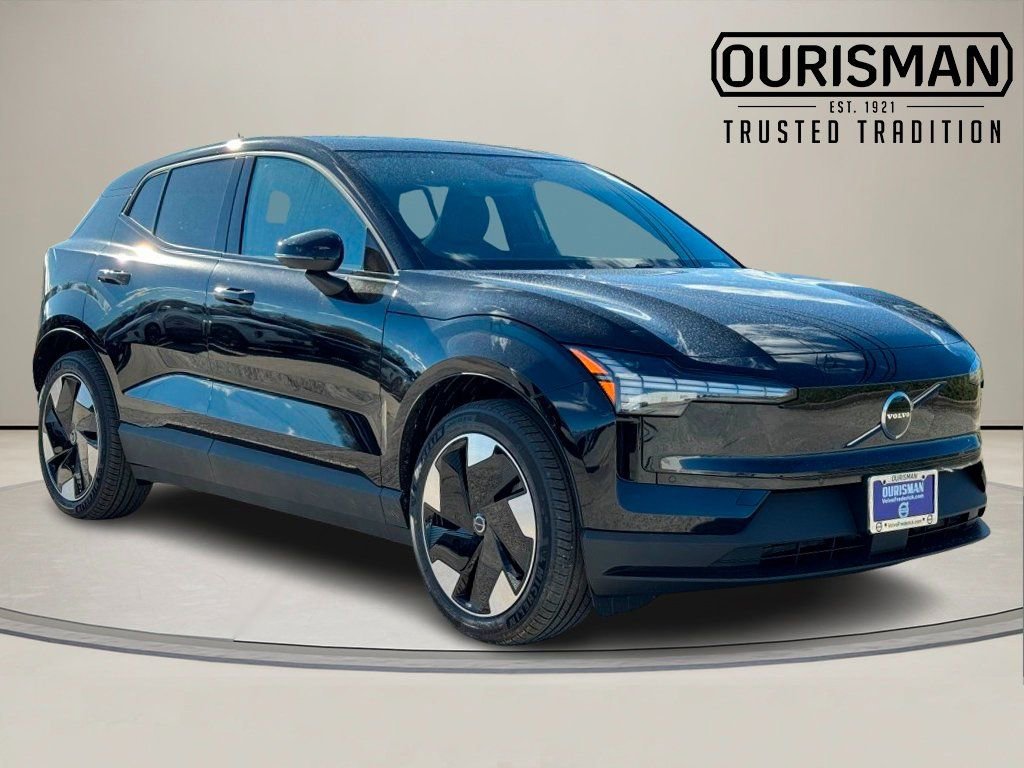 New 2026 Volvo EX30 Plus w/ Protection Package Premier