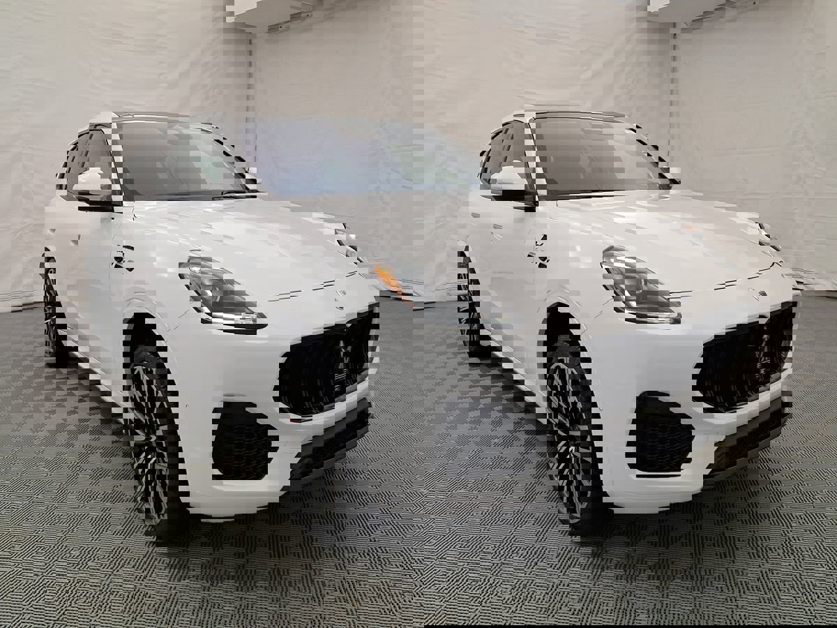 Used 2023 Maserati Grecale Modena image 2