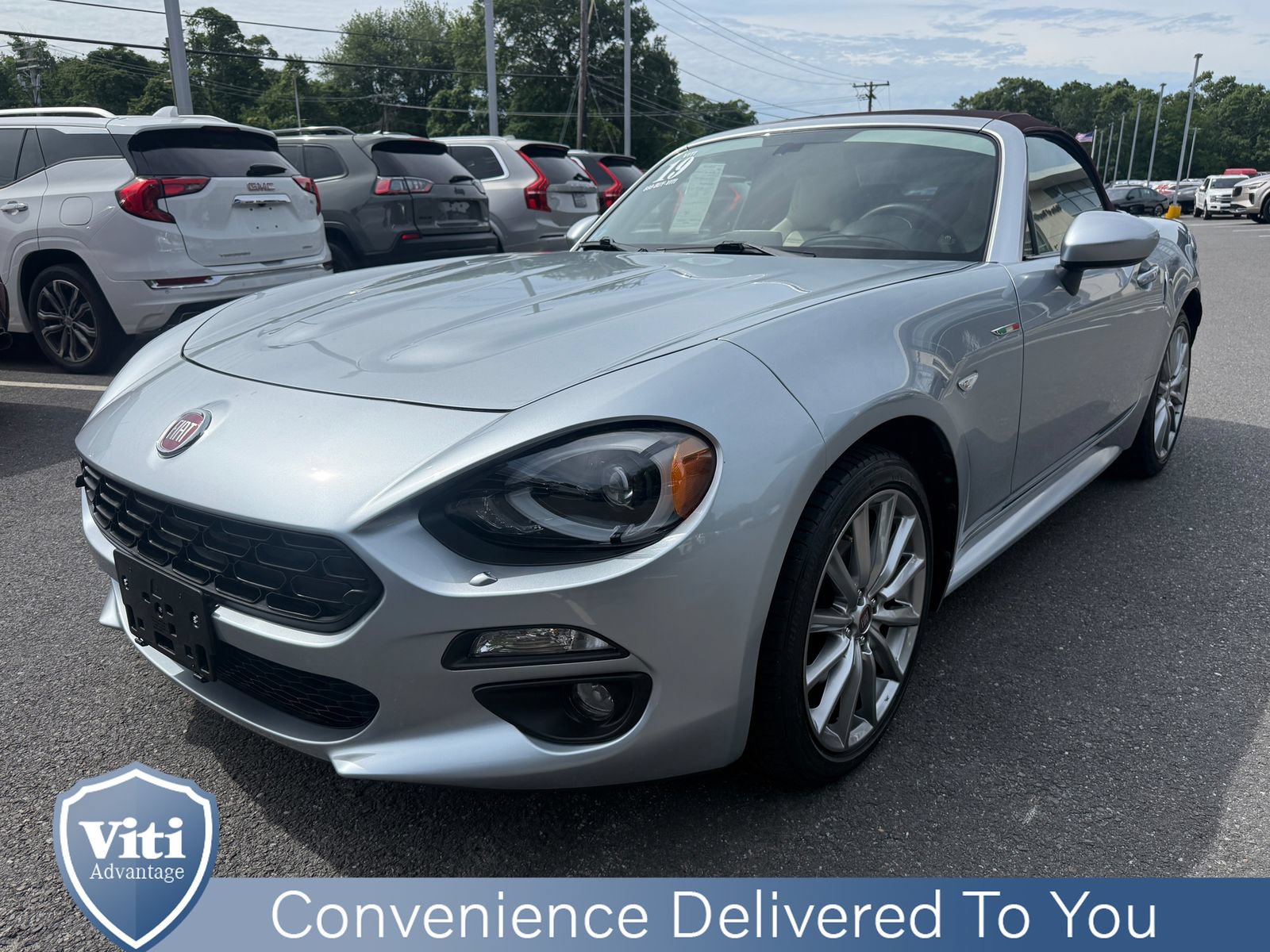 Used 2019 FIAT 124 Spider Lusso RWD image 2