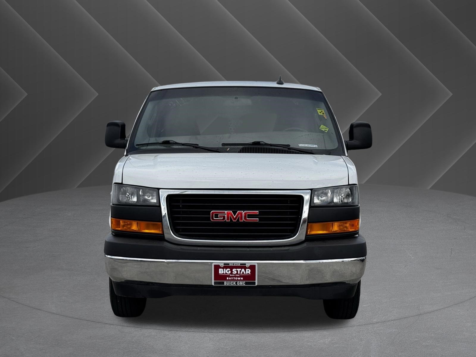 Used 2024 GMC Savana 2500 w/ Driver Convenience Package image 3