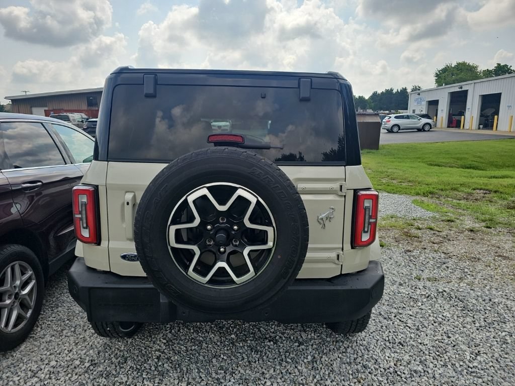 Used 2025 Ford Bronco Outer Banks AWD/4WD image 10