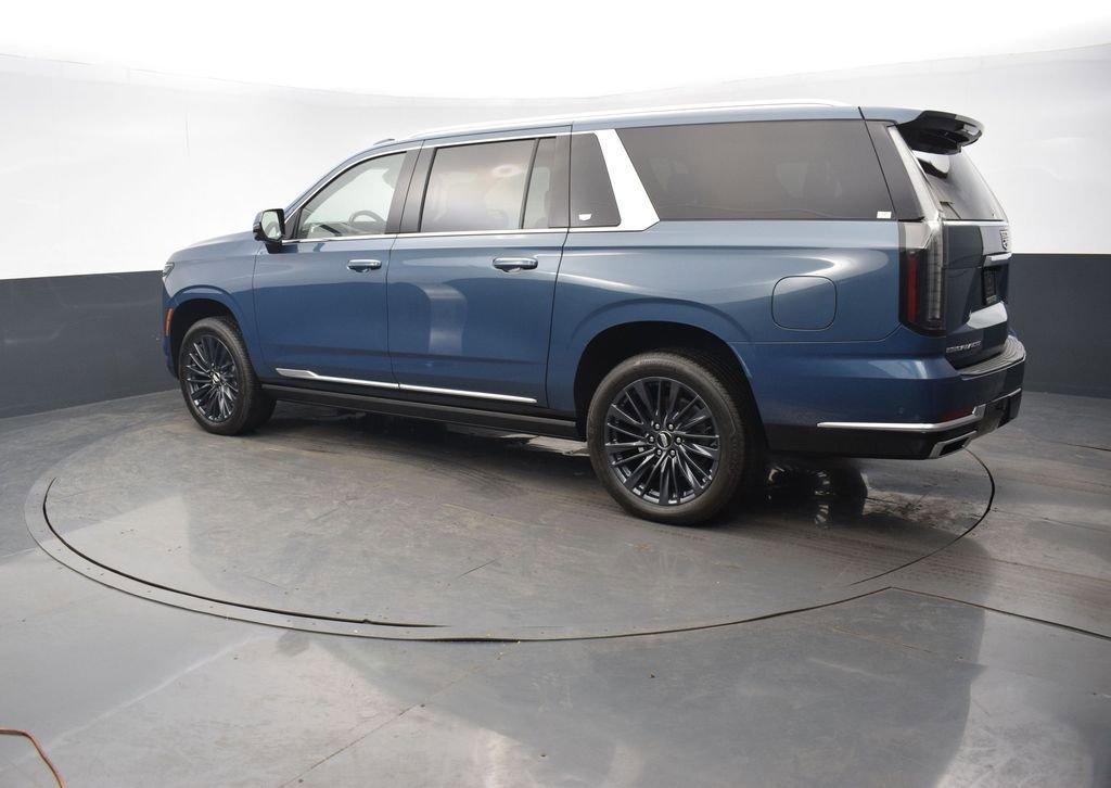 Certified 2026 Cadillac Escalade ESV Luxury w/ Touring Package image 4