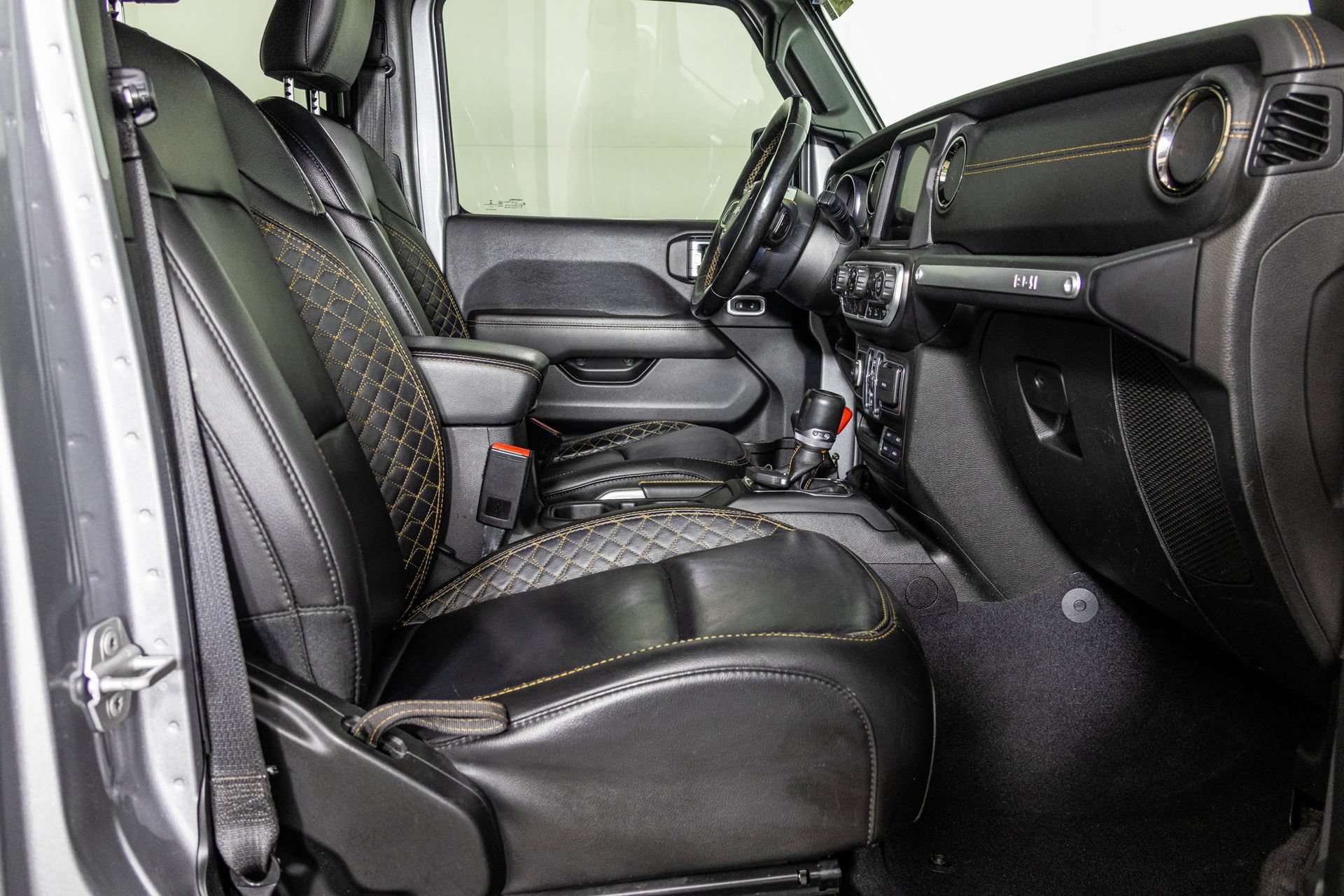 Used 2021 Jeep Wrangler Unlimited Sahara AWD/4WD image 48