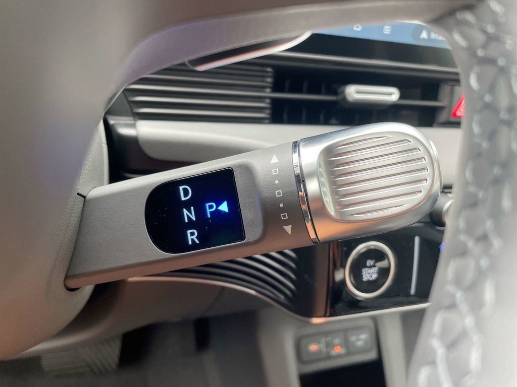 New 2025 Hyundai Ioniq 5 SE image 45