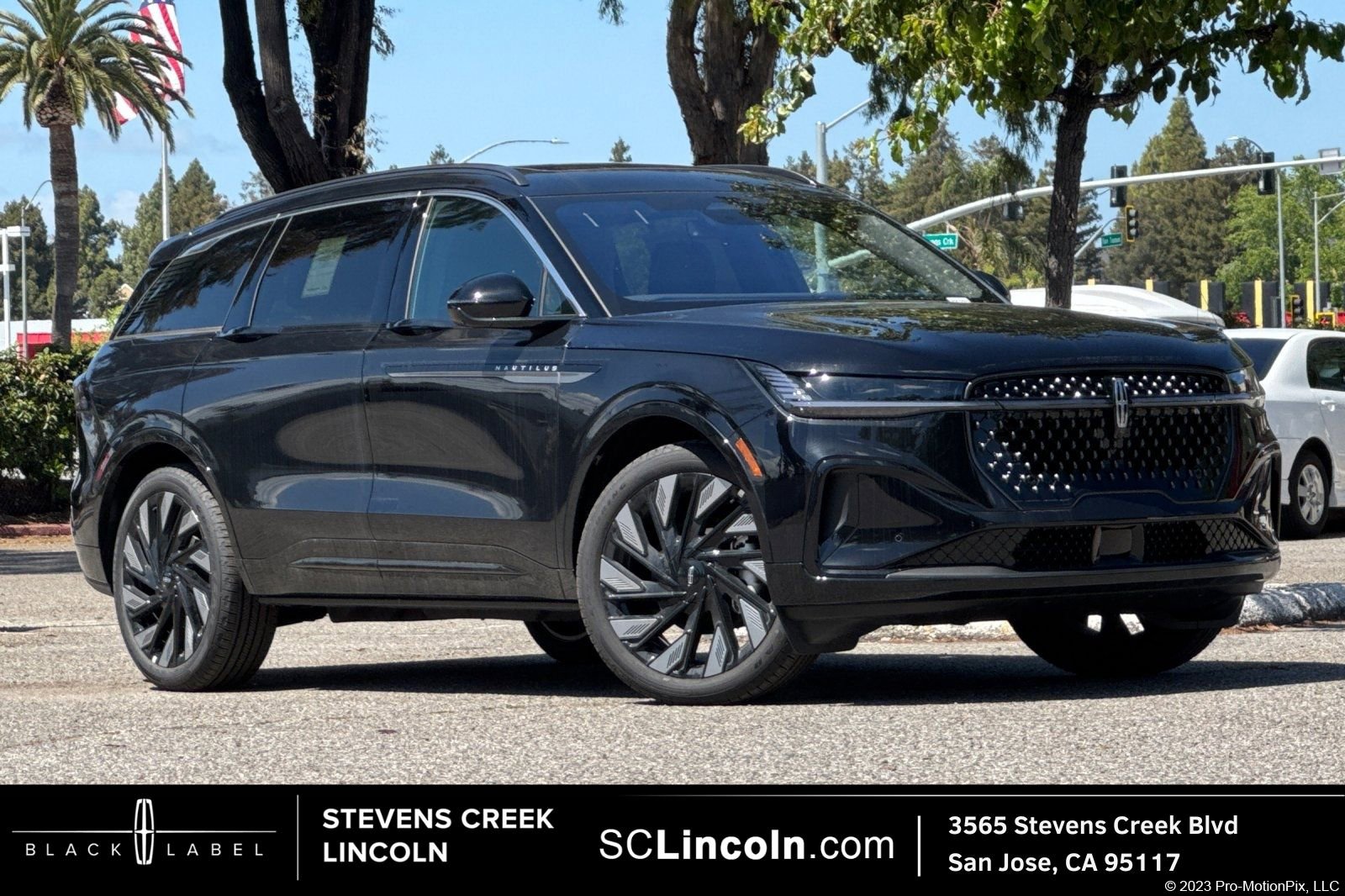 New 2026 Lincoln Nautilus Black Label w/ Jet Appearance Package image 1