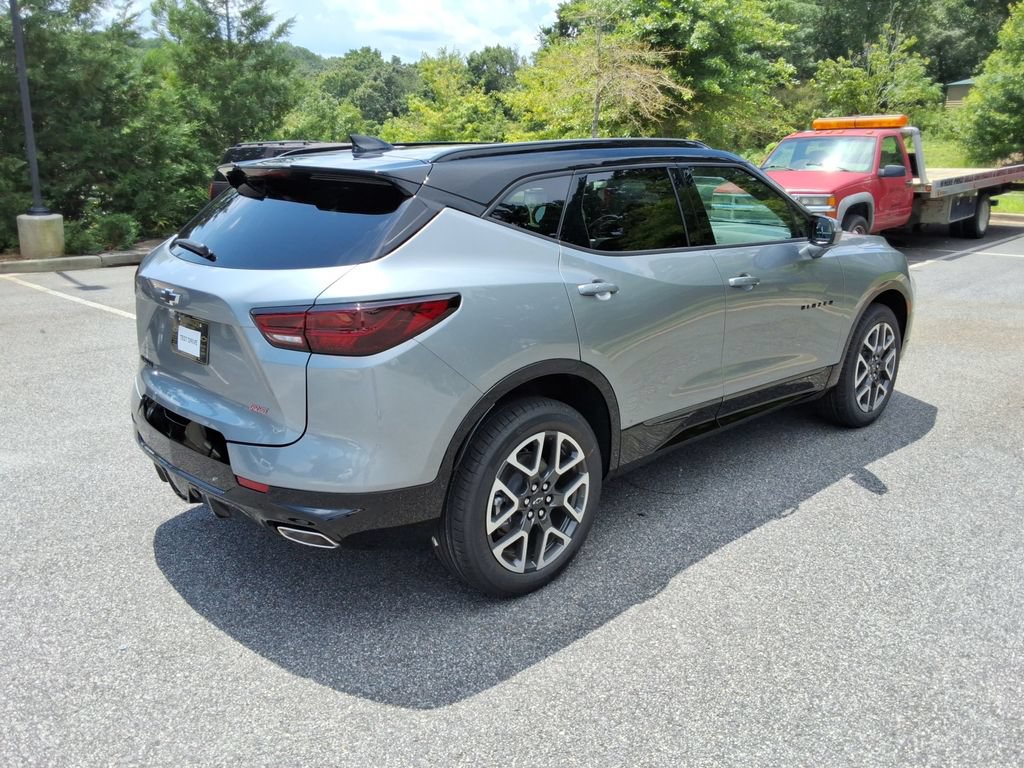 New 2026 Chevrolet Blazer RS w/ Driver Confidence II Package FWD image 5