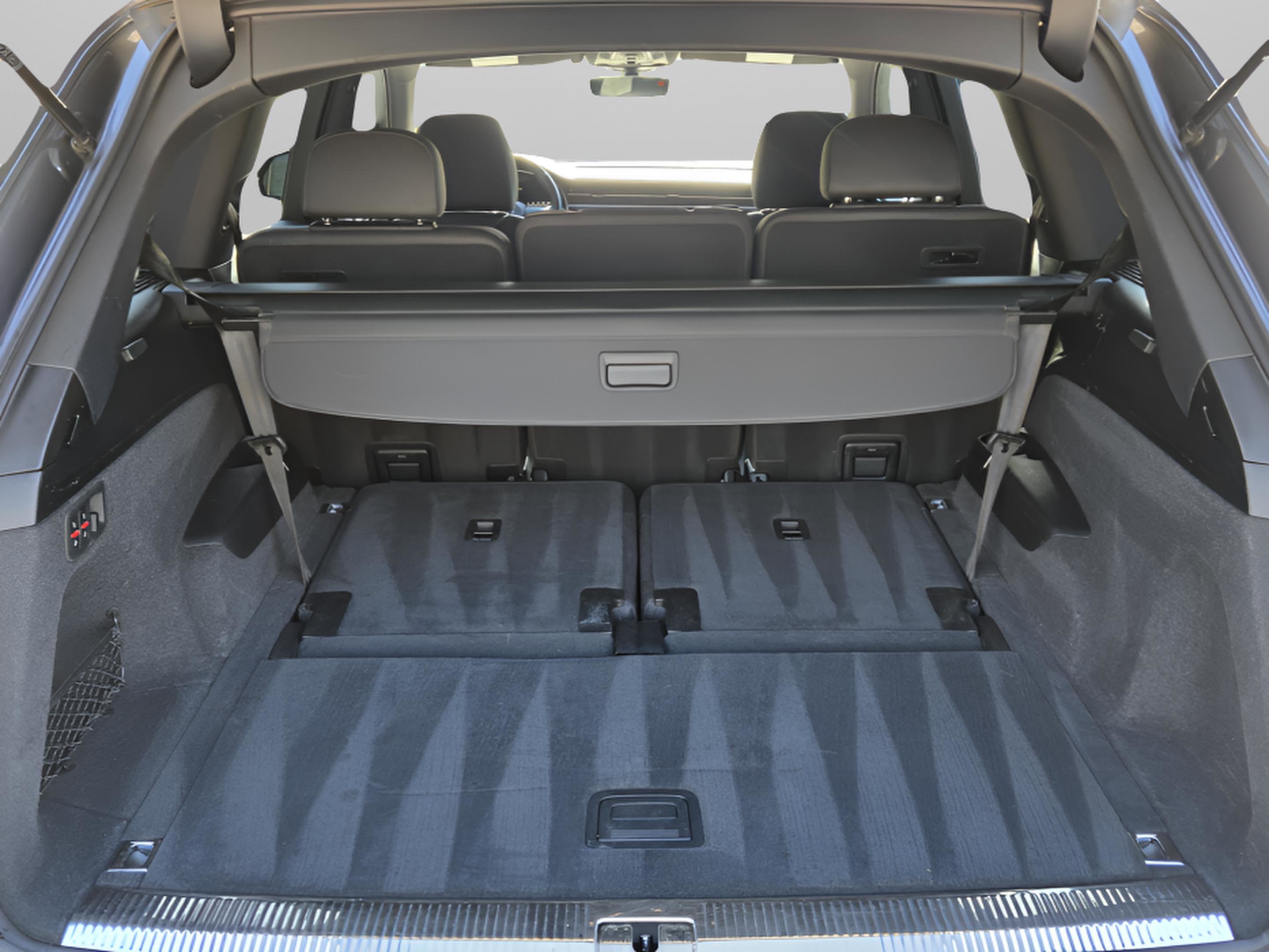 Used 2022 Audi Q7 Premium Plus w/ Premium Plus Package image 16