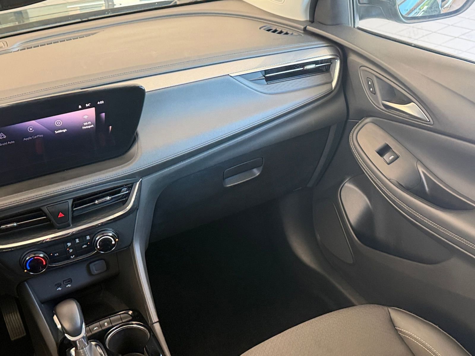 Used 2025 Buick Encore GX Preferred FWD image 34