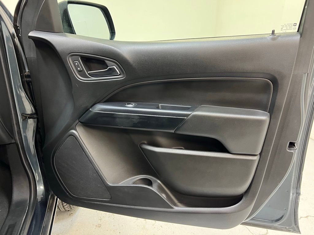 Used 2020 Chevrolet Colorado LT w/ LT Convenience Package image 27