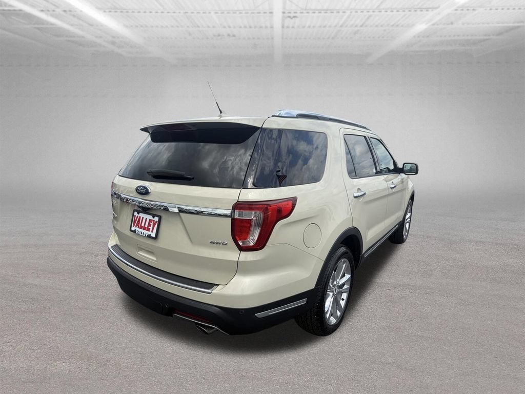 Used 2018 Ford Explorer Limited w/ Ford Safe & Smart Package AWD/4WD image 4