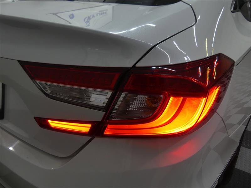 Used 2019 Honda Accord EX image 16