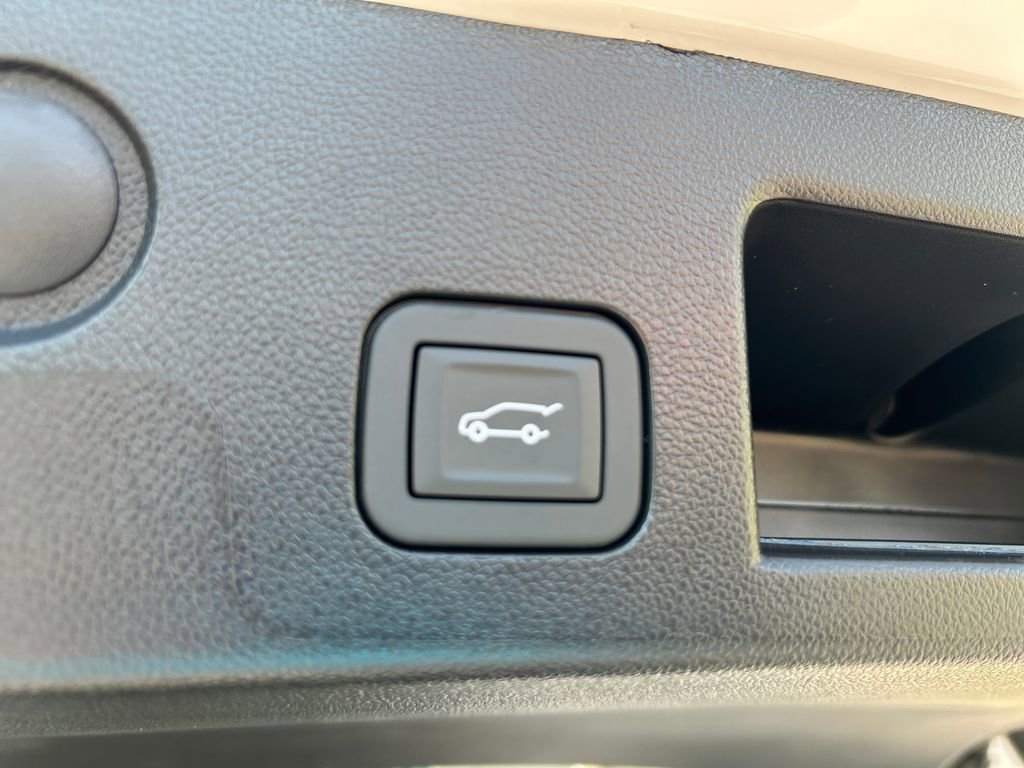 New 2026 GMC Terrain AT4 image 13