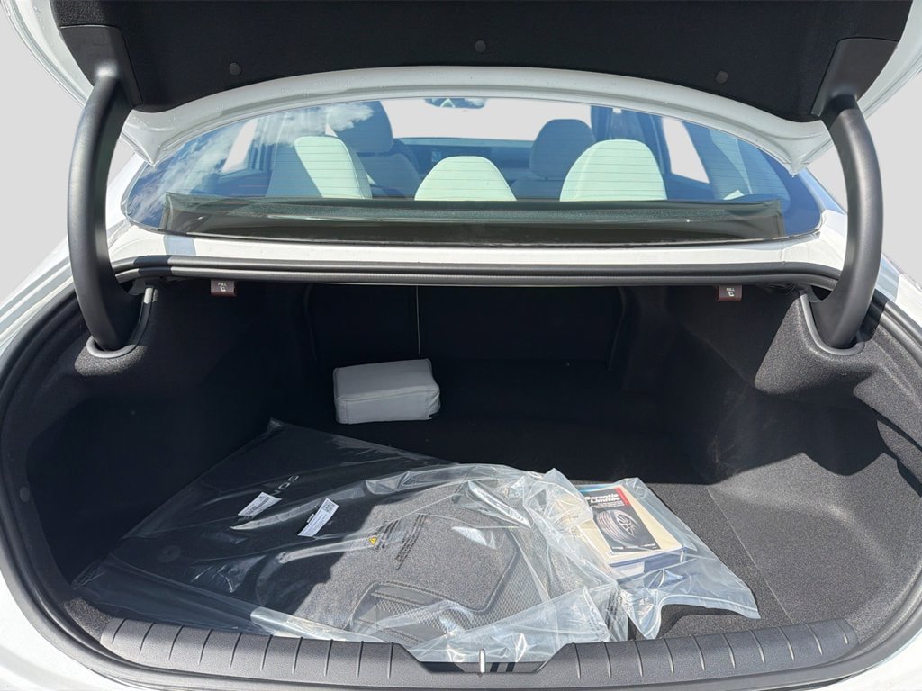 New 2026 Hyundai Sonata Blue FWD image 10