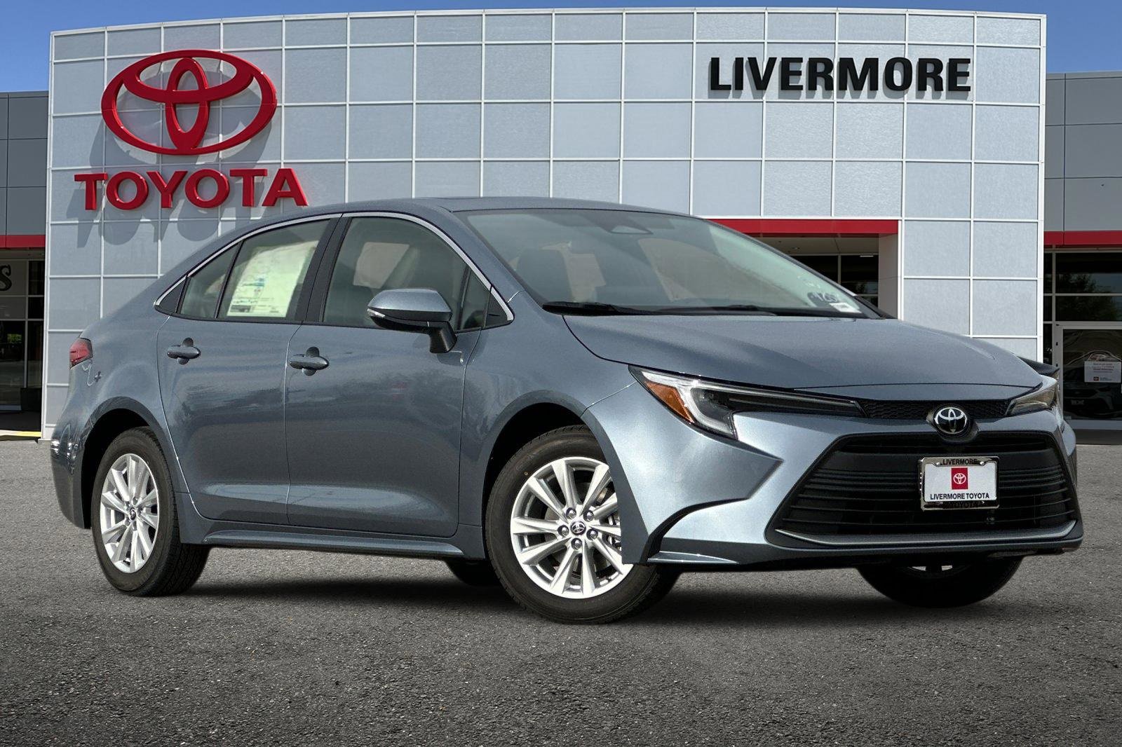 New 2026 Toyota Corolla XLE image 2