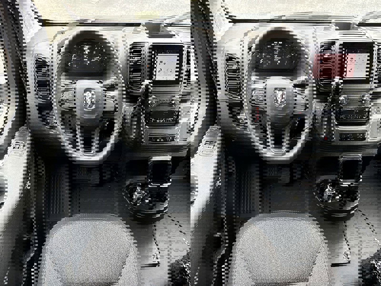 Used 2025 RAM ProMaster 2500 w/ Storage Group image 27