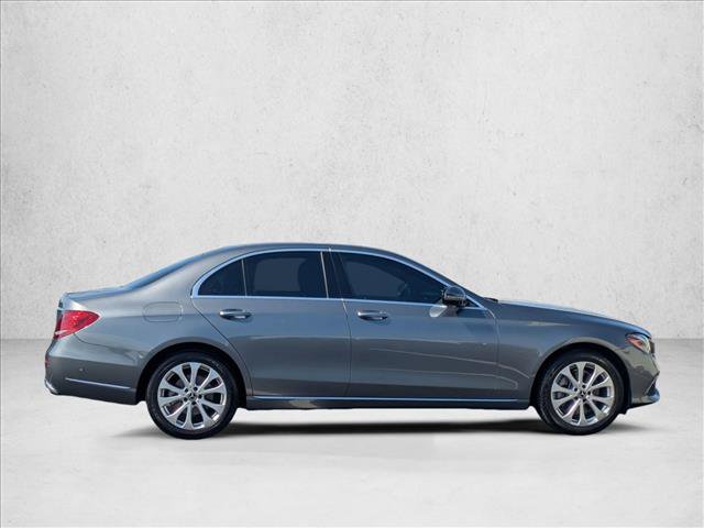 Used 2019 Mercedes-Benz E 300 image 4