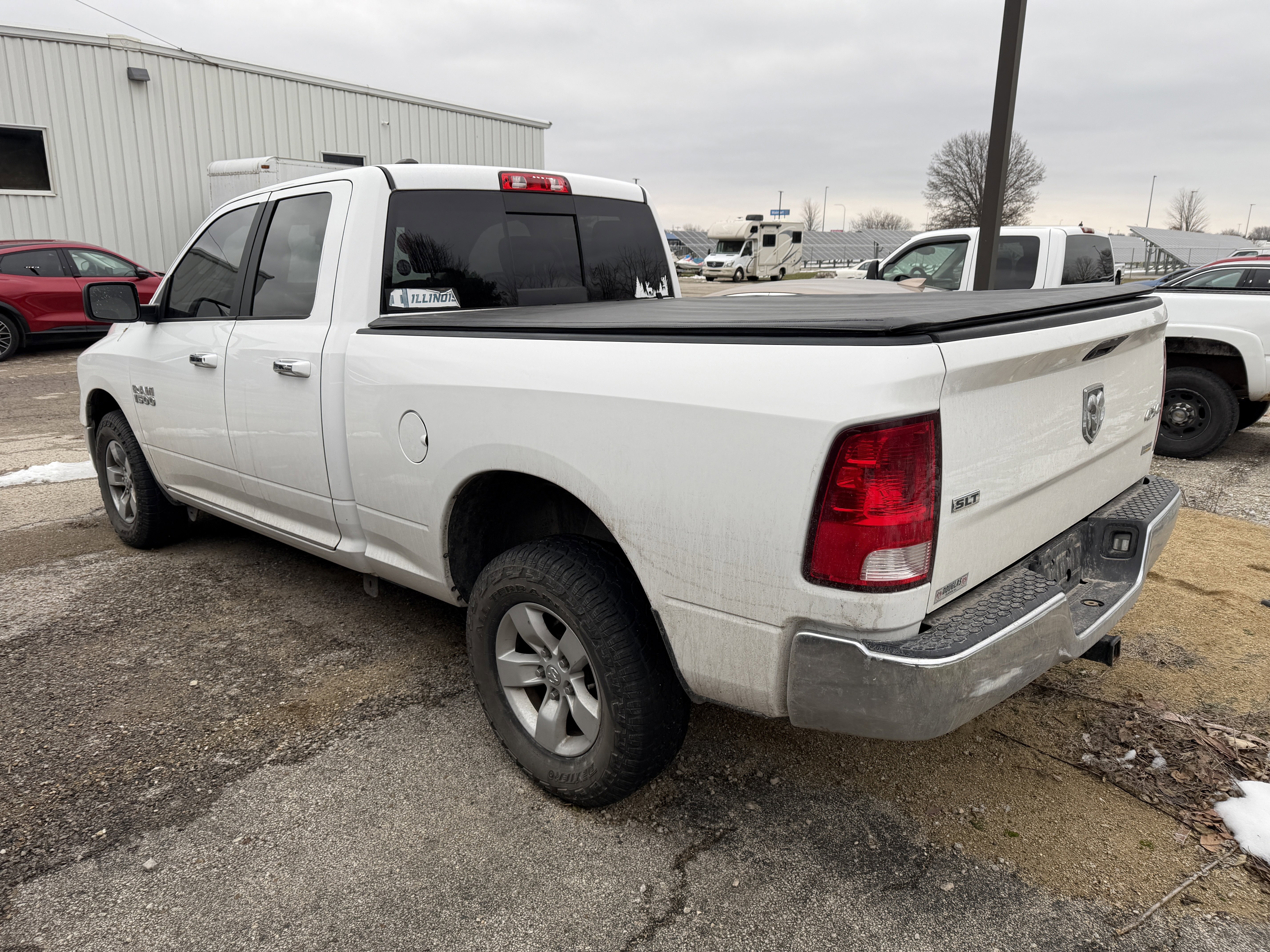 Used 2018 RAM 1500 Classic SLT image 10