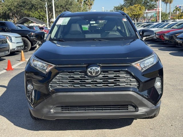 Used 2020 Toyota RAV4 XLE Premium image 8
