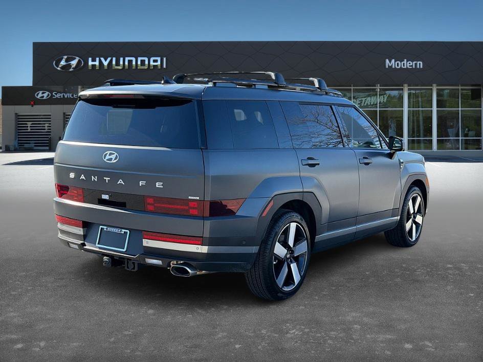 Used 2025 Hyundai Santa Fe Limited image 4