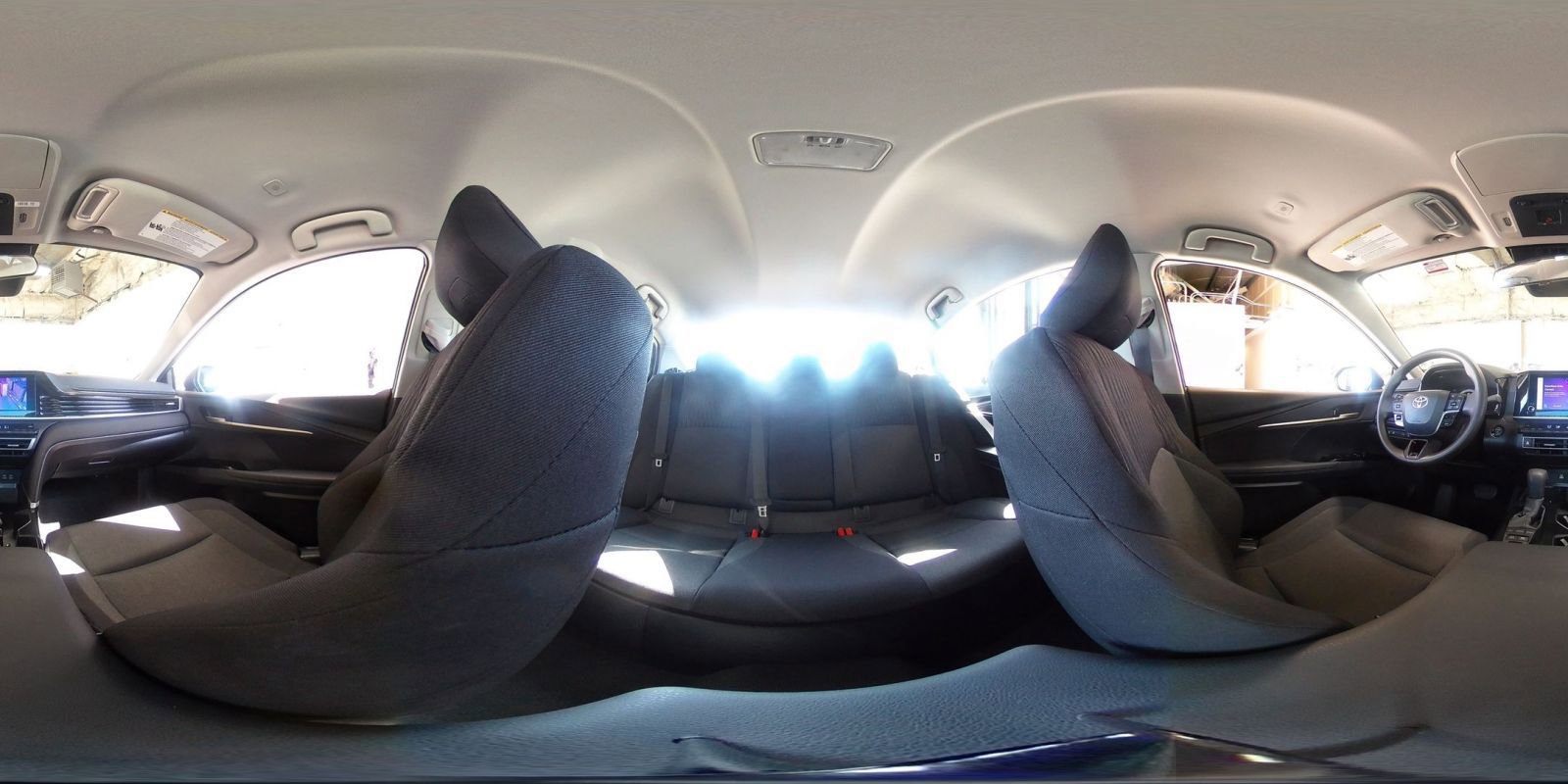 Used 2025 Toyota Camry LE image 41