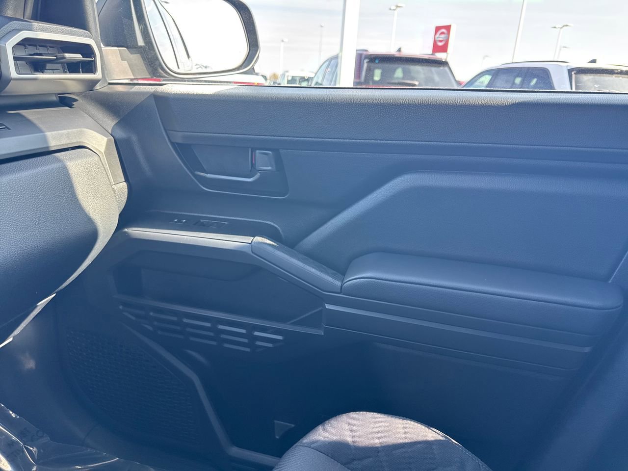Used 2024 Toyota Tacoma SR image 23